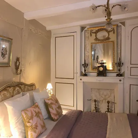 Couette-café Reglisse Et Pain D'epices - D'hôtes Honfleur