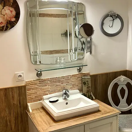 Couette-café Reglisse Et Pain D'epices - D'hôtes Honfleur