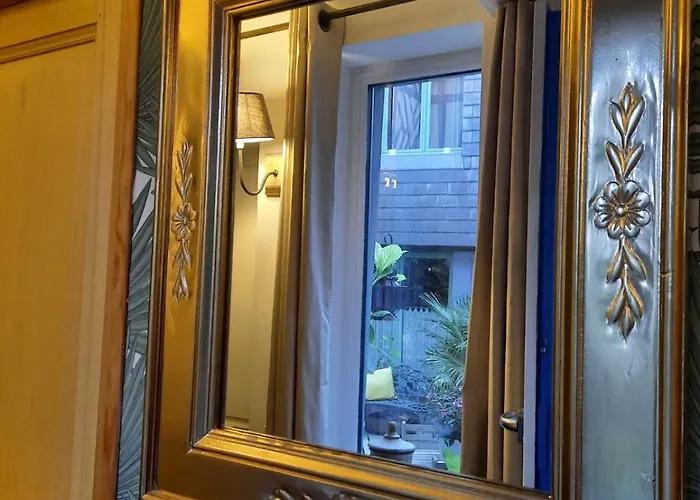 Couette-café Reglisse Et Pain D'epices - D'hôtes Honfleur