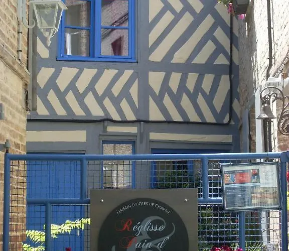 Couette-café Reglisse Et Pain D'epices - D'hôtes Honfleur