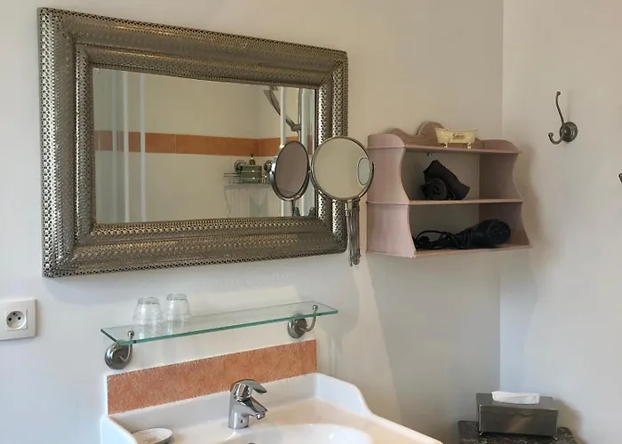 Reglisse Et Pain D'epices - D'hotes Онфлёр