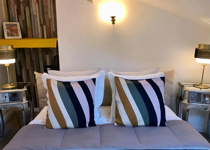 Reglisse Et Pain D'epices - D'hotes Honfleur